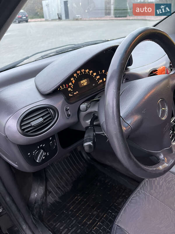 Хетчбек Mercedes-Benz A-Class 2001 в Житомирі фото 16 Хетчбек Mercedes-Benz A-Class 2001 в Житомирі