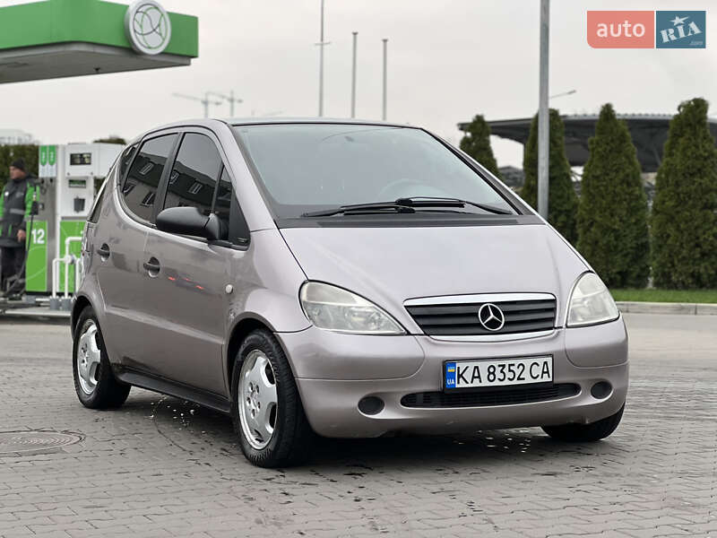 Mercedes-Benz A-Class 2000 Mercedes-Benz A-Class 2000