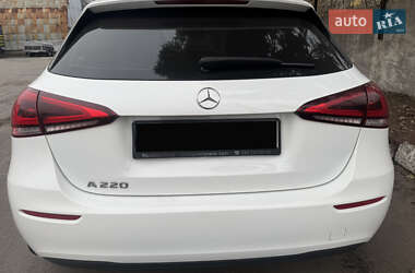 Хетчбек Mercedes-Benz A-Class 2018 в Дніпрі