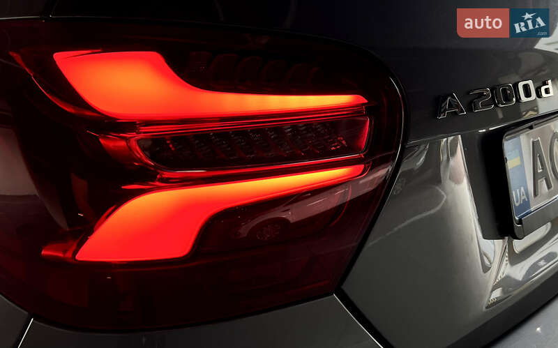 Хетчбек Mercedes-Benz A-Class 2017 в Звягелі