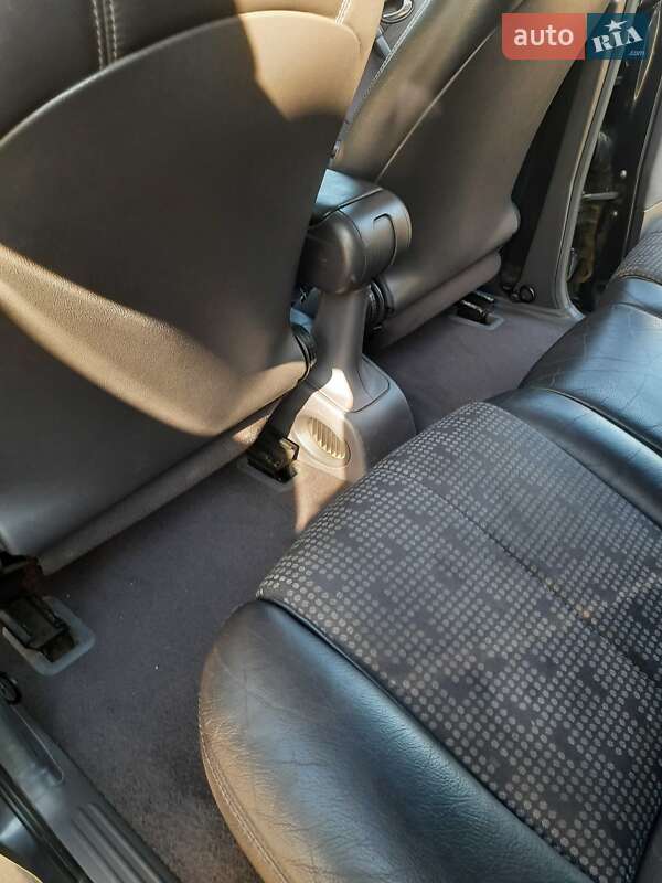 Хетчбек Mercedes-Benz A-Class 2000 в Ратному фото 8 Хетчбек Mercedes-Benz A-Class 2000 в Ратному