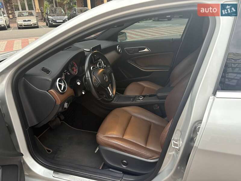 Хетчбек Mercedes-Benz A-Class 2012 в Києві фото 17 Хетчбек Mercedes-Benz A-Class 2012 в Києві