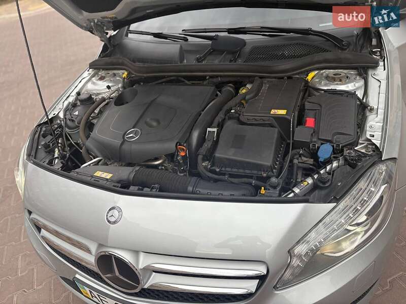 Хетчбек Mercedes-Benz A-Class 2012 в Києві фото 53 Хетчбек Mercedes-Benz A-Class 2012 в Києві