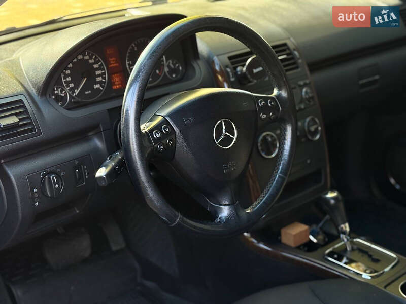 Хетчбек Mercedes-Benz A-Class 2005 в Миколаєві фото 7 Хетчбек Mercedes-Benz A-Class 2005 в Миколаєві