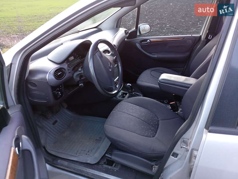 Хетчбек Mercedes-Benz A-Class 2001 в Охтирці фото 6 Хетчбек Mercedes-Benz A-Class 2001 в Охтирці