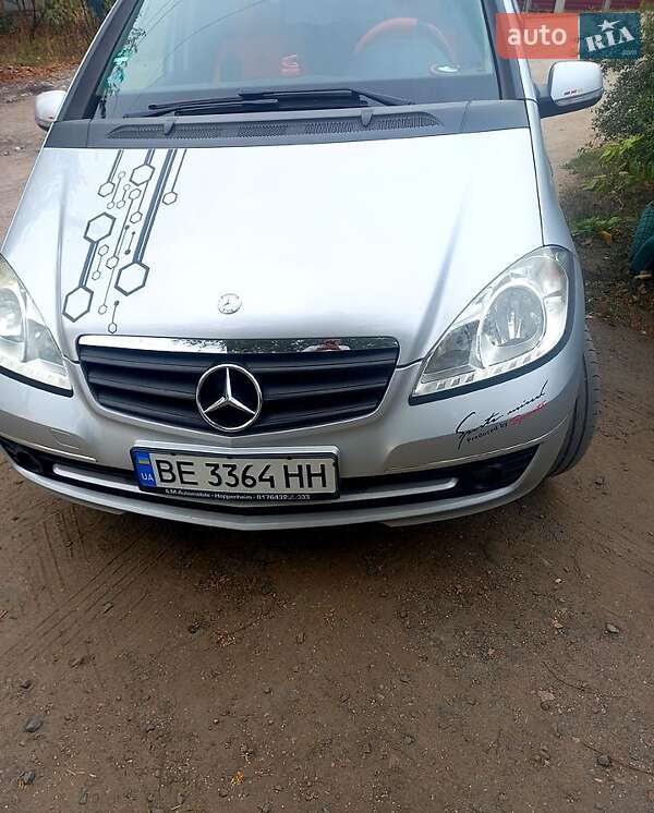 Хэтчбек Mercedes-Benz A-Class 2009 в Первомайске