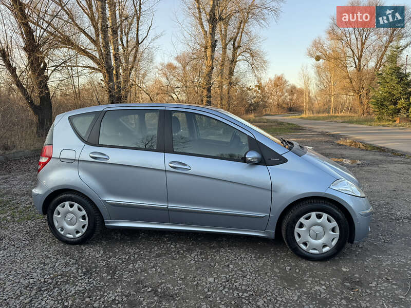 Хэтчбек Mercedes-Benz A-Class 2005 в Киеве