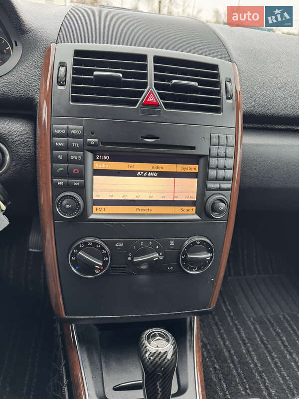 Хэтчбек Mercedes-Benz A-Class 2011 в Киеве