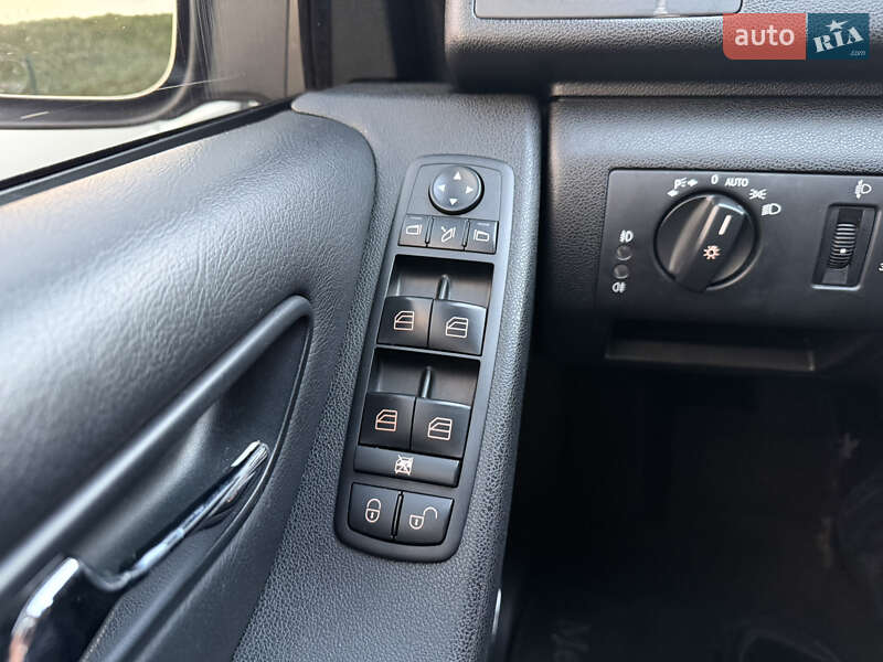 Хэтчбек Mercedes-Benz A-Class 2010 в Киеве