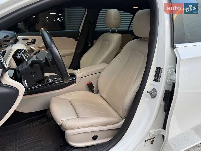 Седан Mercedes-Benz A-Class 2020 в Киеве