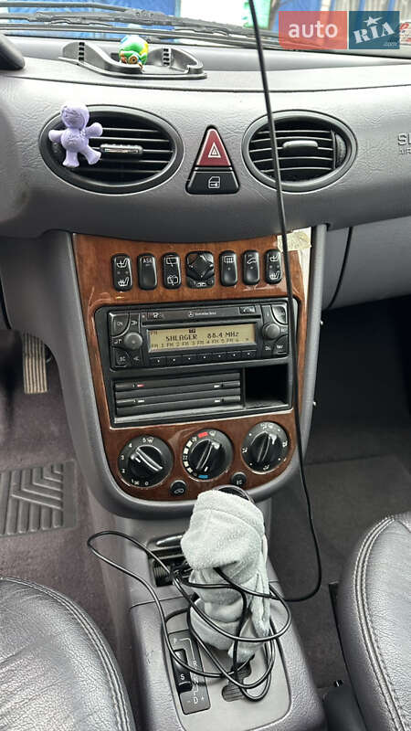 Хэтчбек Mercedes-Benz A-Class 2001 в Житомире фото 23 Хэтчбек Mercedes-Benz A-Class 2001 в Житомире