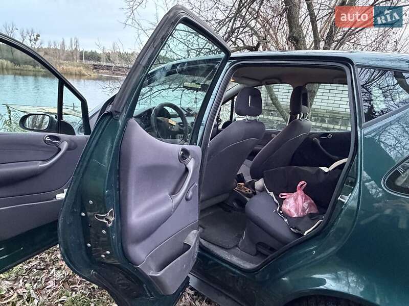 Хетчбек Mercedes-Benz A-Class 2002 в Гайвороні