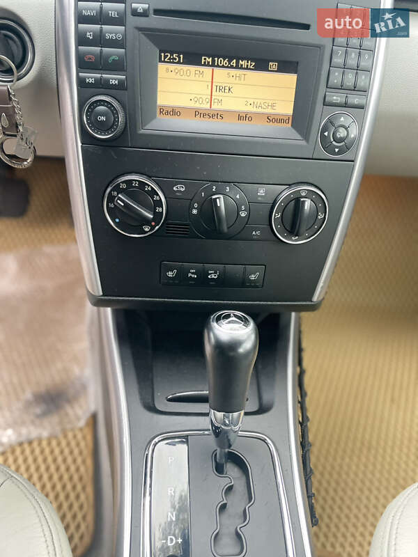 Хэтчбек Mercedes-Benz A-Class 2010 в Ровно фото 17 Хэтчбек Mercedes-Benz A-Class 2010 в Ровно