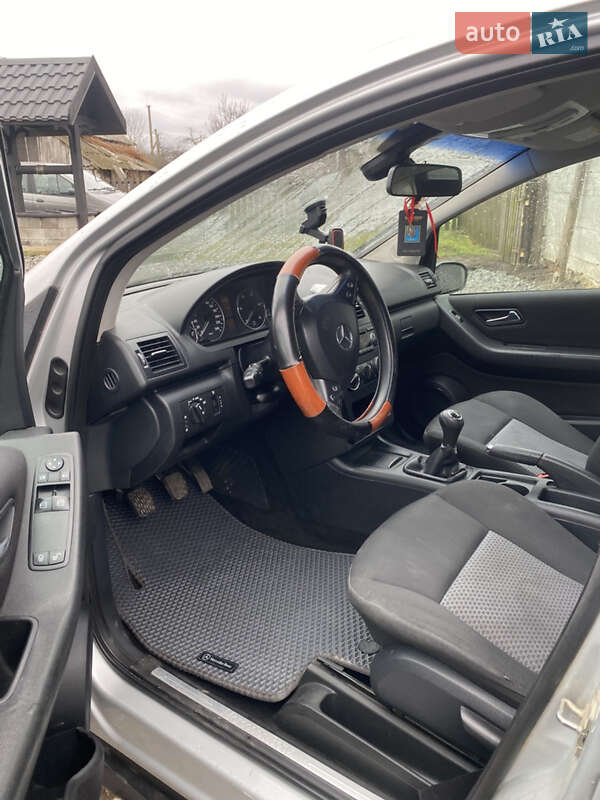Хэтчбек Mercedes-Benz A-Class 2004 в Ковеле