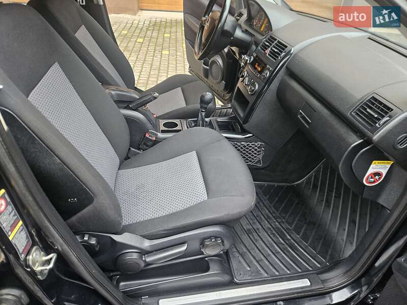 Хэтчбек Mercedes-Benz A-Class 2004 в Виннице фото 34 Хэтчбек Mercedes-Benz A-Class 2004 в Виннице