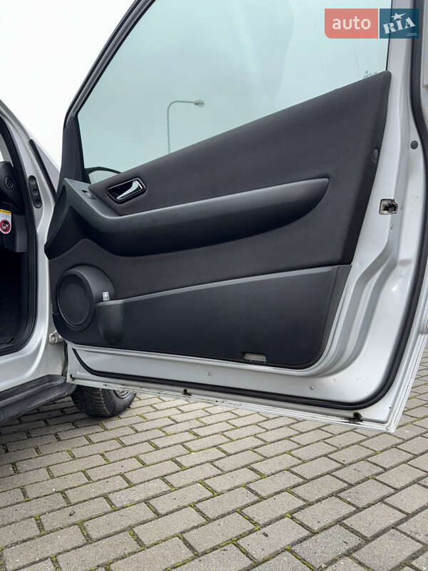 Купе Mercedes-Benz A-Class 2007 в Львові фото 17 Купе Mercedes-Benz A-Class 2007 в Львові