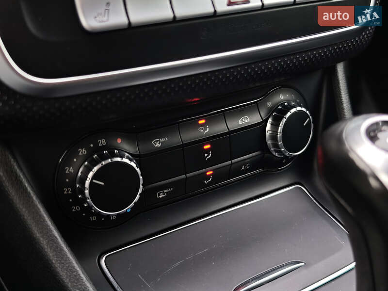 Хетчбек Mercedes-Benz A-Class 2016 в Луцьку