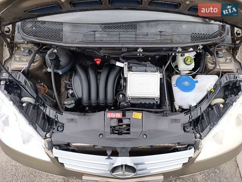 Хетчбек Mercedes-Benz A-Class 2009 в Києві фото 11 Хетчбек Mercedes-Benz A-Class 2009 в Києві