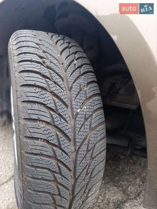 Хетчбек Mercedes-Benz A-Class 2009 в Києві фото 13 Хетчбек Mercedes-Benz A-Class 2009 в Києві