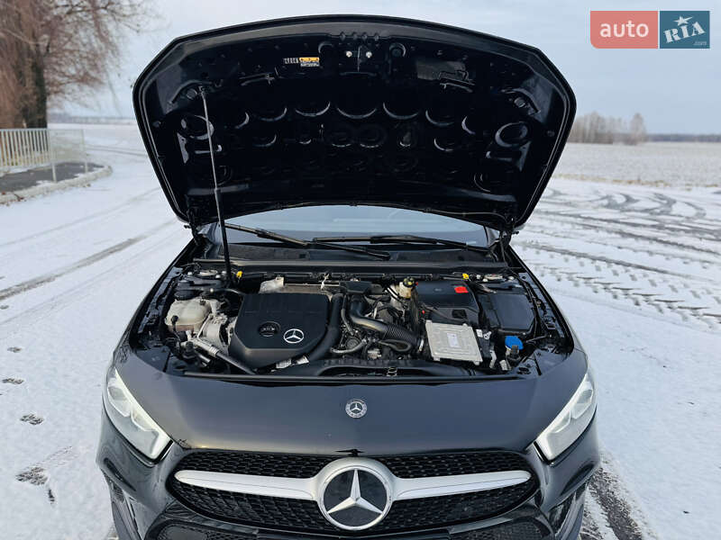 Хетчбек Mercedes-Benz A-Class 2019 в Лохвиці