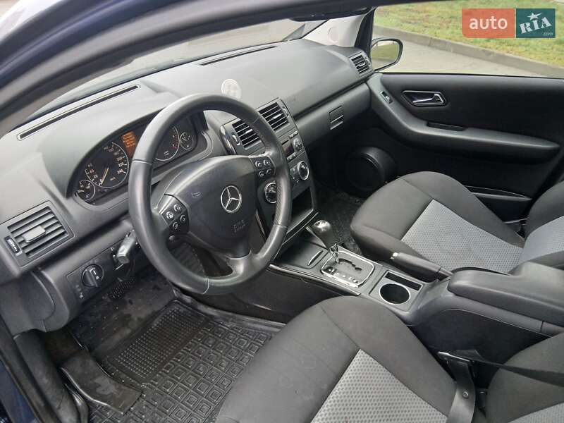 Хетчбек Mercedes-Benz A-Class 2006 в Чернівцях