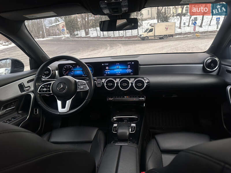 Седан Mercedes-Benz A-Class 2019 в Львове
