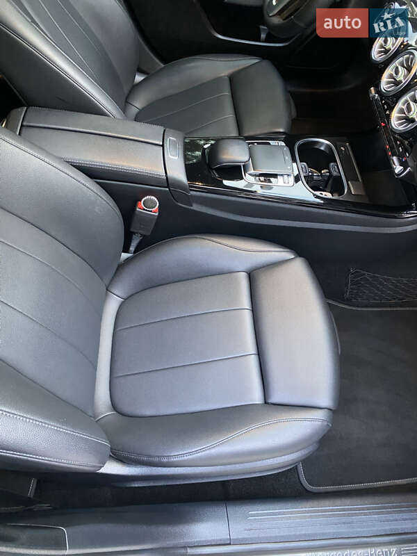 Седан Mercedes-Benz A-Class 2019 в Києві фото 38 Седан Mercedes-Benz A-Class 2019 в Києві