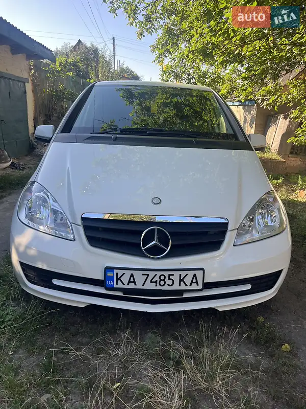 Mercedes-Benz A-Class 2011