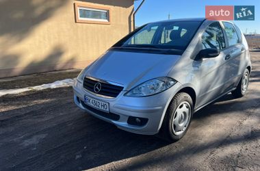Хэтчбек Mercedes-Benz A-Class 2006 в Сарнах