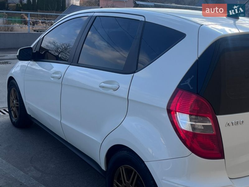 Хэтчбек Mercedes-Benz A-Class 2011 в Киеве