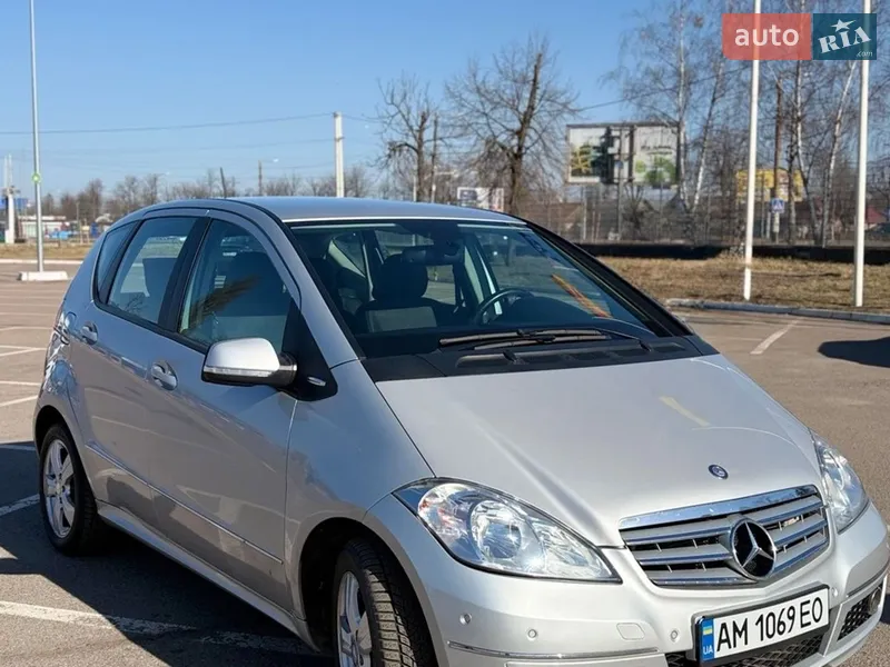 Mercedes-Benz A-Class 2011 VIN WDD1690322J959276 фото оголошення 17 з 45