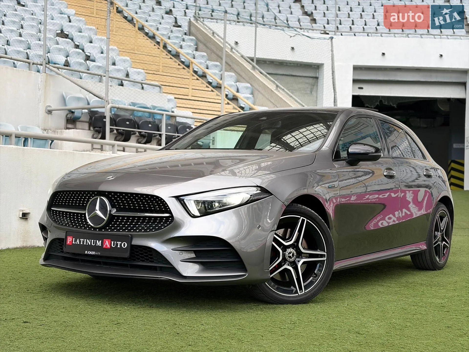 2020 Mercedes-Benz A-klasse - фото 1