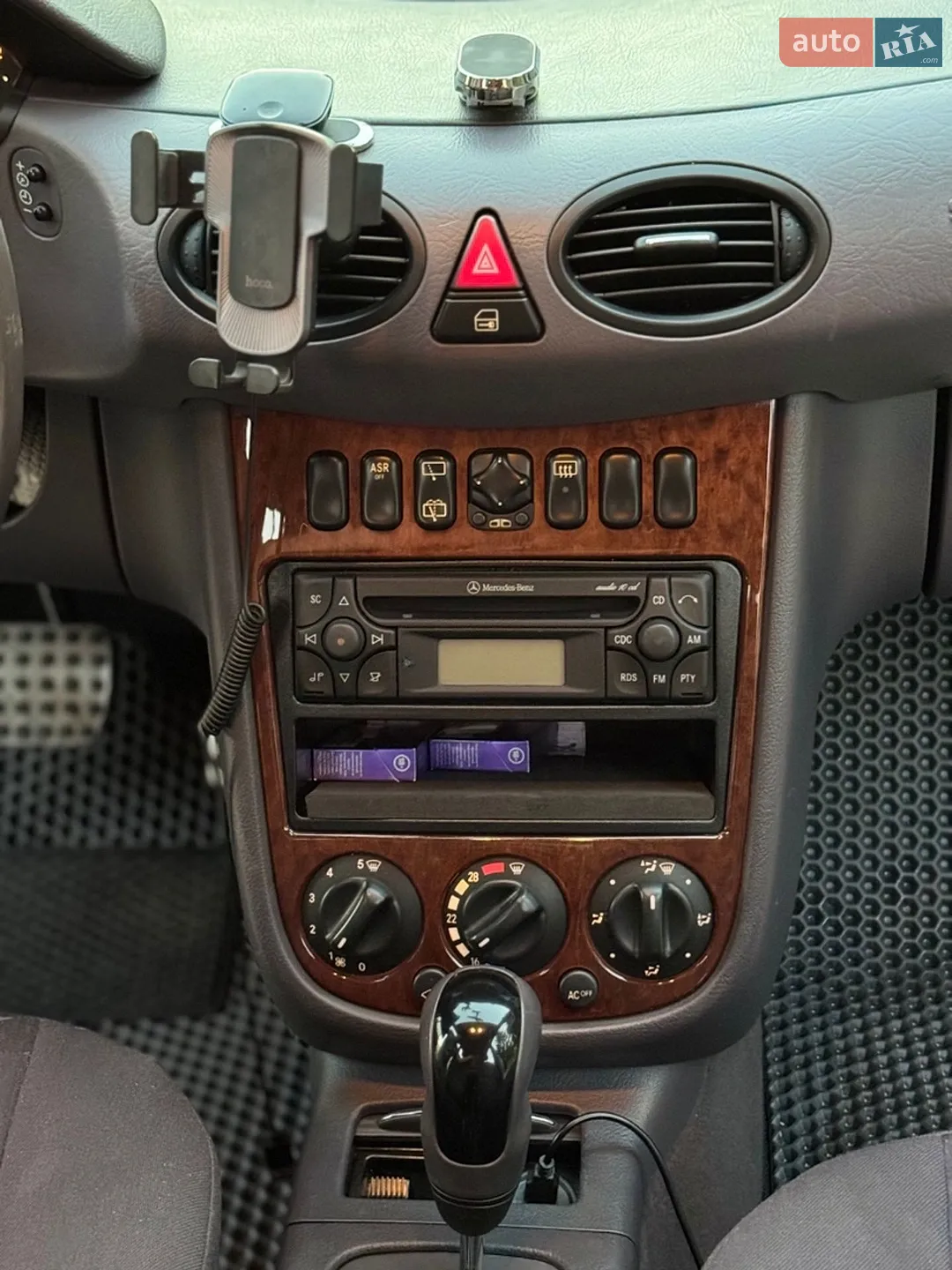 Mercedes-Benz A-Class 2002 VIN WDB1681331J800398 фото оголошення 18 з 22