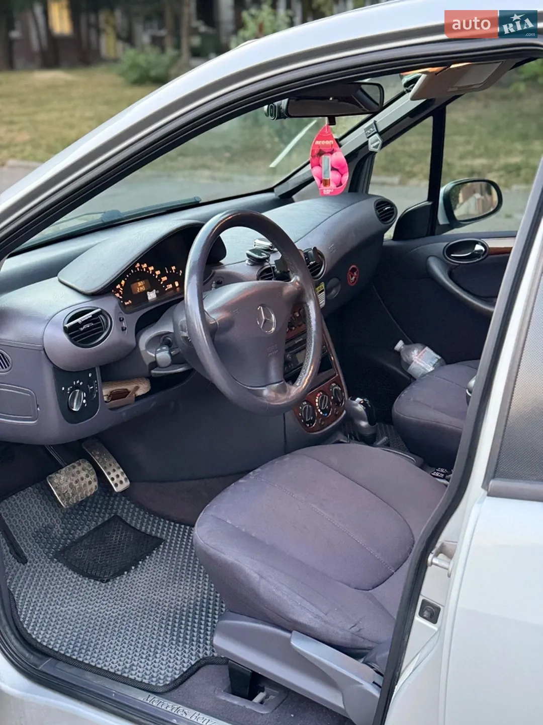 Mercedes-Benz A-Class 2002 VIN WDB1681331J800398 фото оголошення 11 з 22