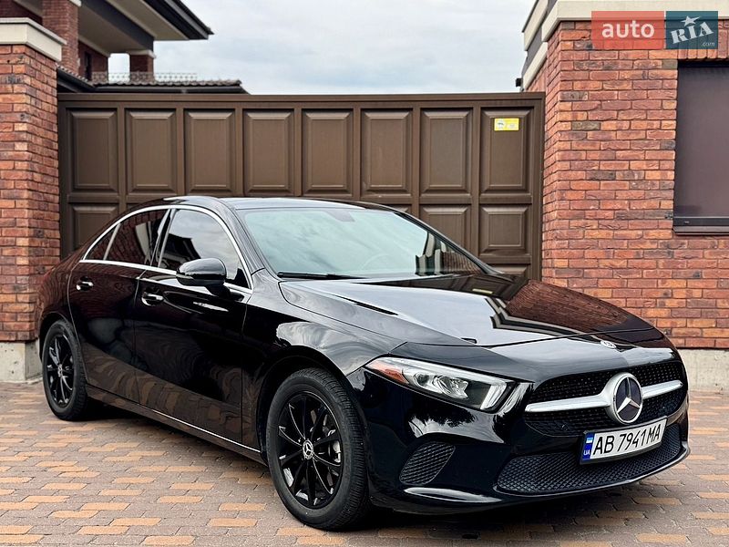 Седан Mercedes-Benz A-Class 2019 в Киеве фото 2 Седан Mercedes-Benz A-Class 2019 в Киеве