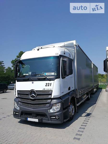 Тентованый Mercedes-Benz Actros 2016 в Киеве