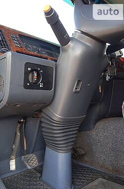Зерновоз Mercedes-Benz Actros 2002 в 