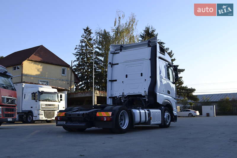 Тягач Mercedes-Benz Actros 2017 в Хусте