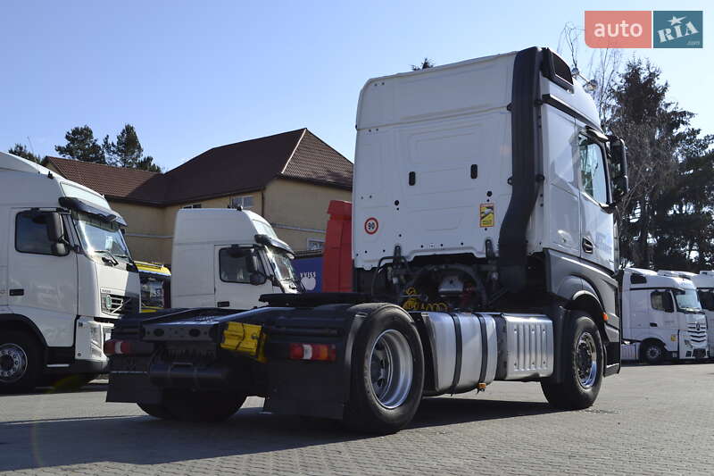 Тягач Mercedes-Benz Actros 2014 в Хусте