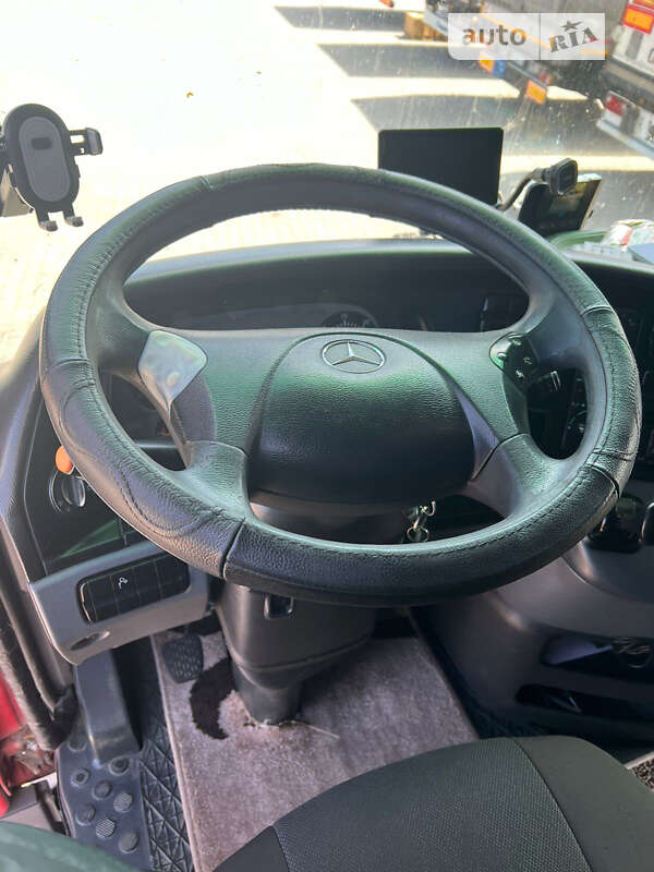 Тягач Mercedes-Benz Actros 2007 в Мукачевому