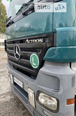 Тентованый Mercedes-Benz Actros 2003 в Днепре