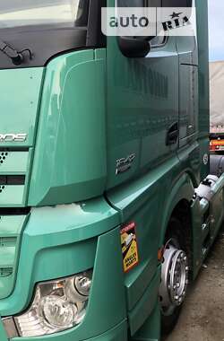 Тягач Mercedes-Benz Actros 2012 в Чернівцях