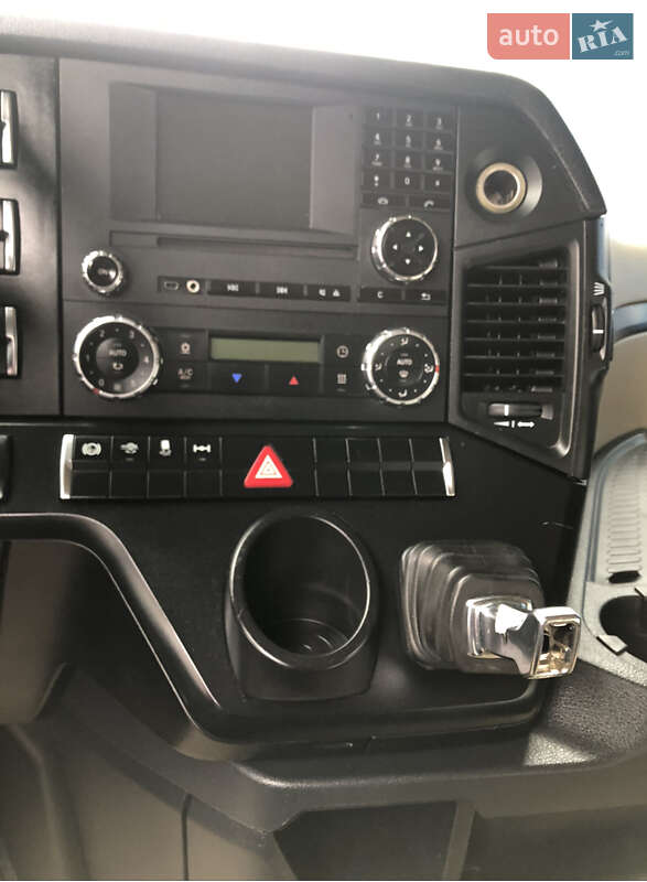 Тягач Mercedes-Benz Actros 2012 в Чернівцях