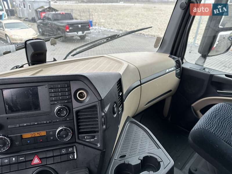 Тягач Mercedes-Benz Actros 2014 в Черновцах