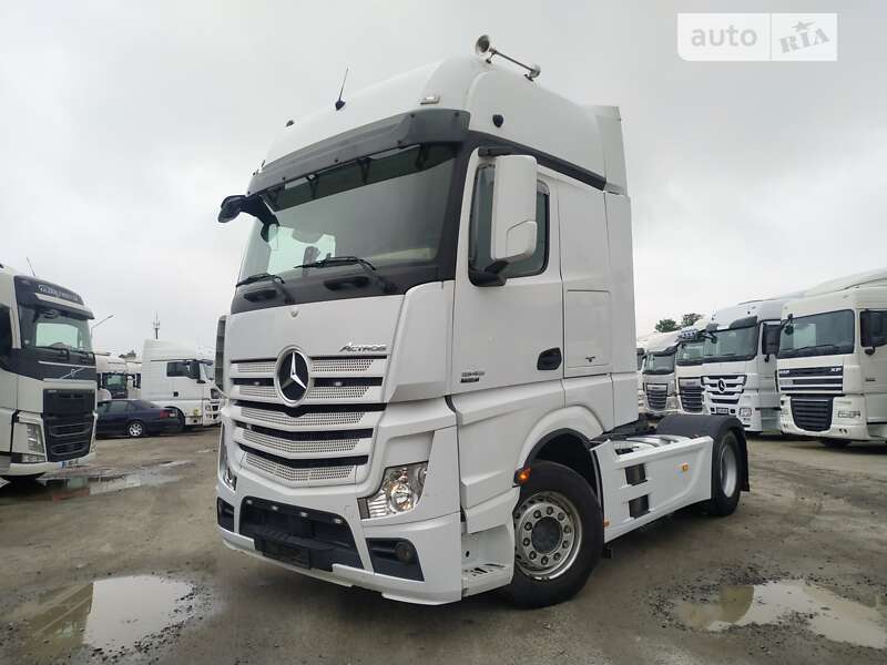 Тягач Mercedes-Benz Actros 2012 в Радехові