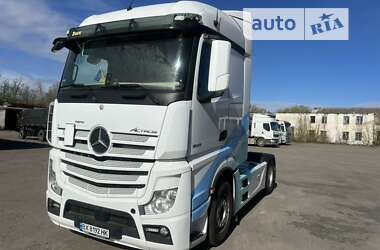 Зерновоз Mercedes-Benz Actros 2013 в Староконстантинове