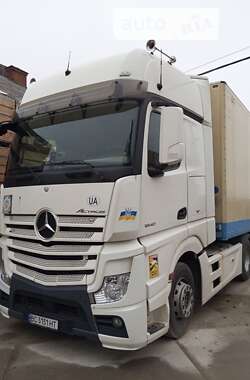 Тягач Mercedes-Benz Actros 2014 в Трускавці