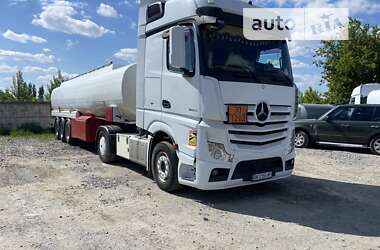 Бензовоз Mercedes-Benz Actros 2016 в Ровно