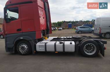Тягач Mercedes-Benz Actros 2013 в 