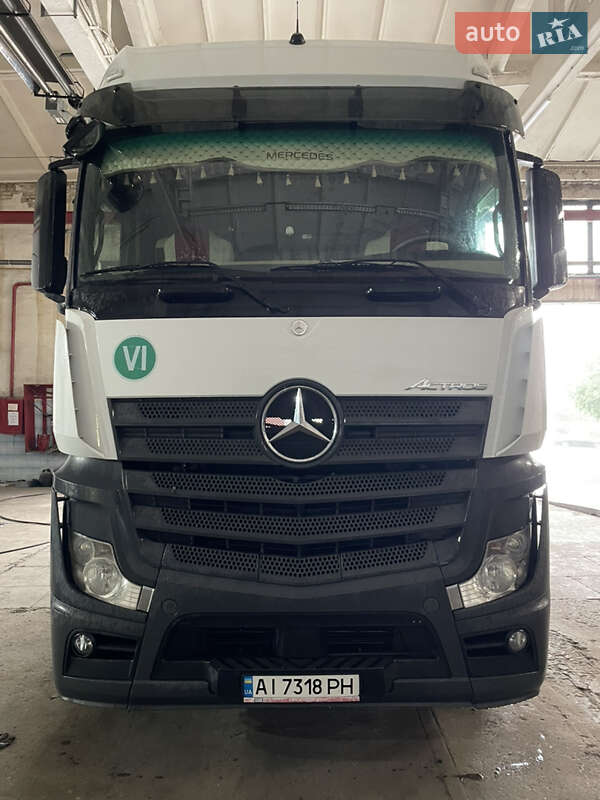 Тягач Mercedes-Benz Actros 2014 в Буче